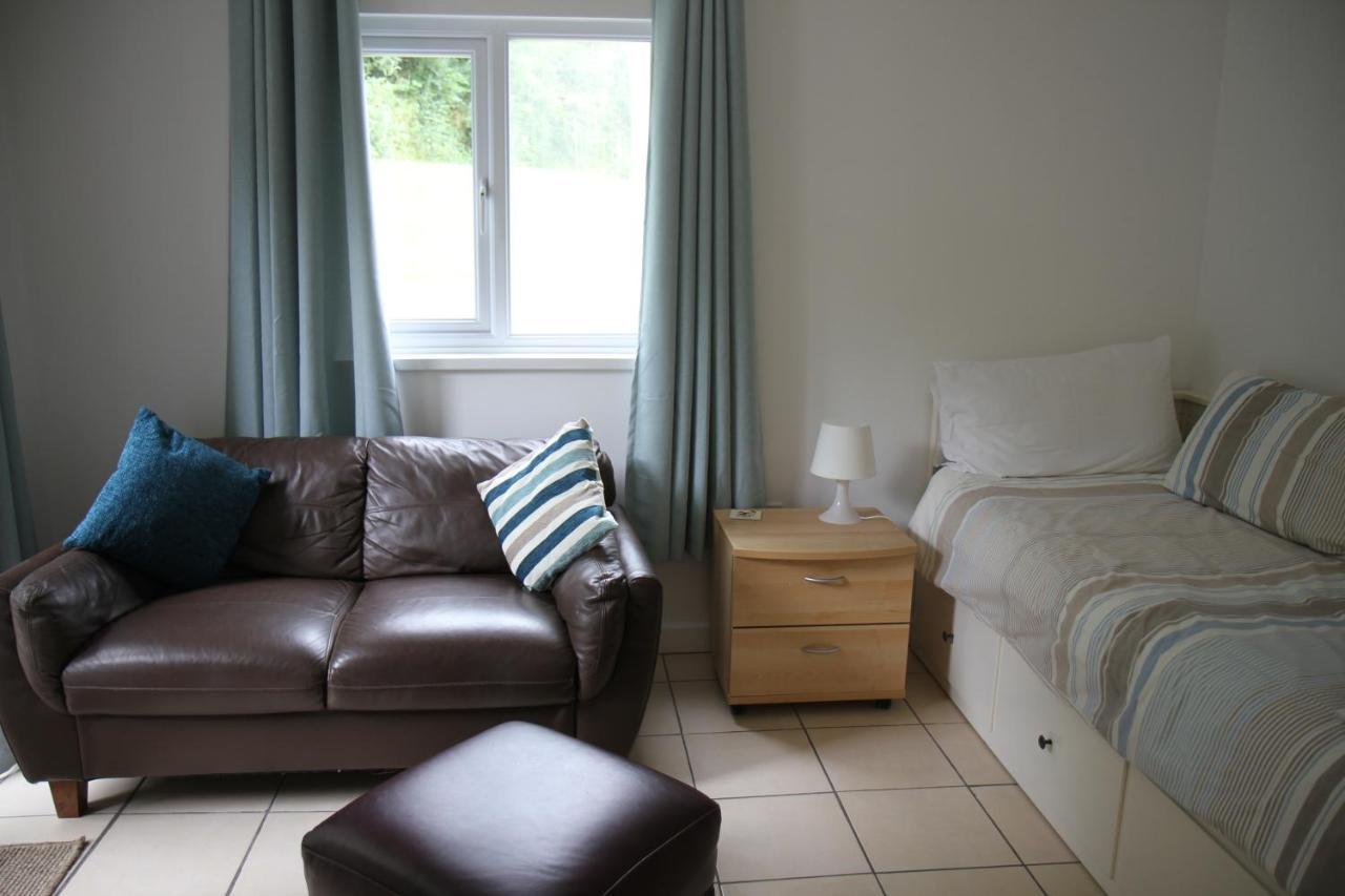 Freshwater Bay Holiday Cottages Pembroke Bagian luar foto