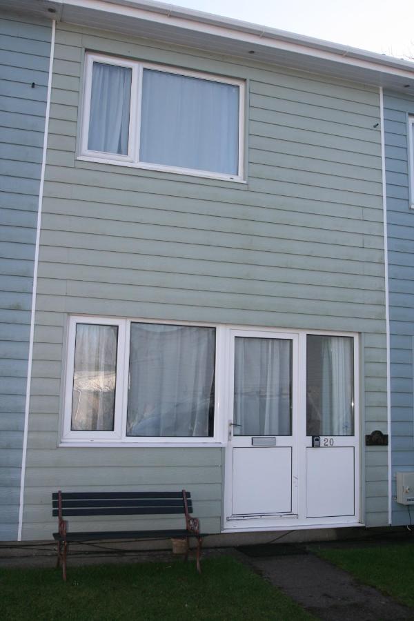 Freshwater Bay Holiday Cottages Pembroke Bagian luar foto