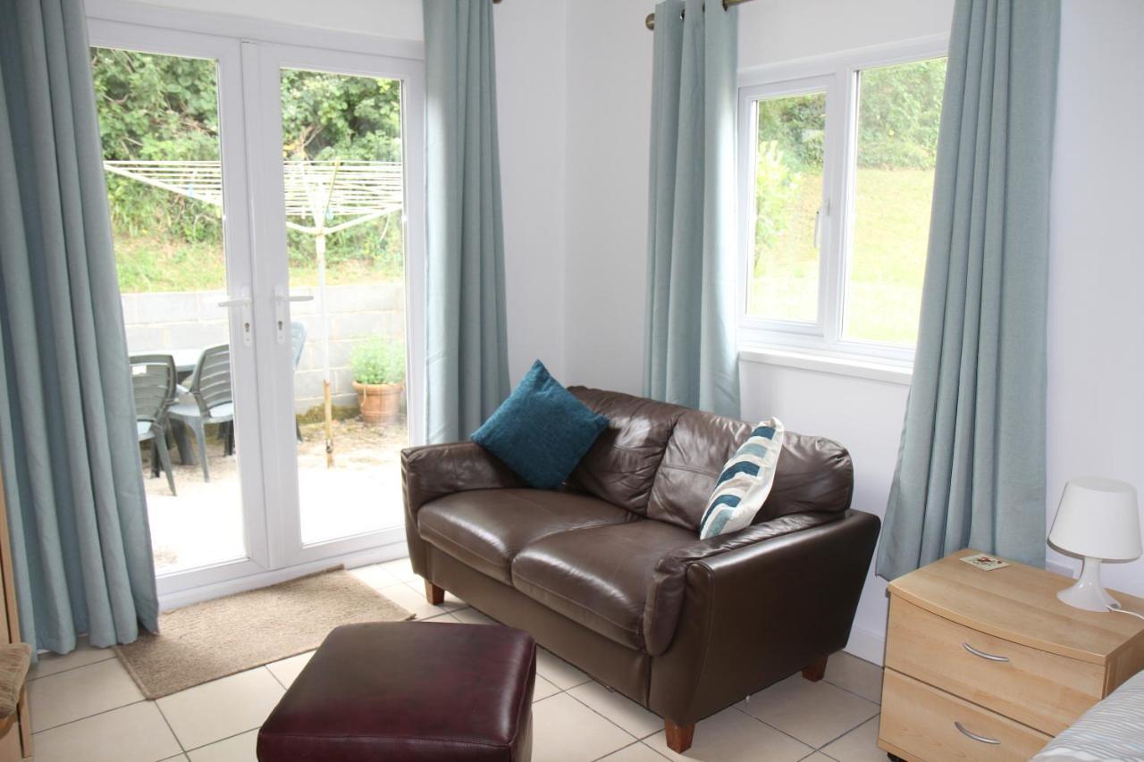 Freshwater Bay Holiday Cottages Pembroke Bagian luar foto