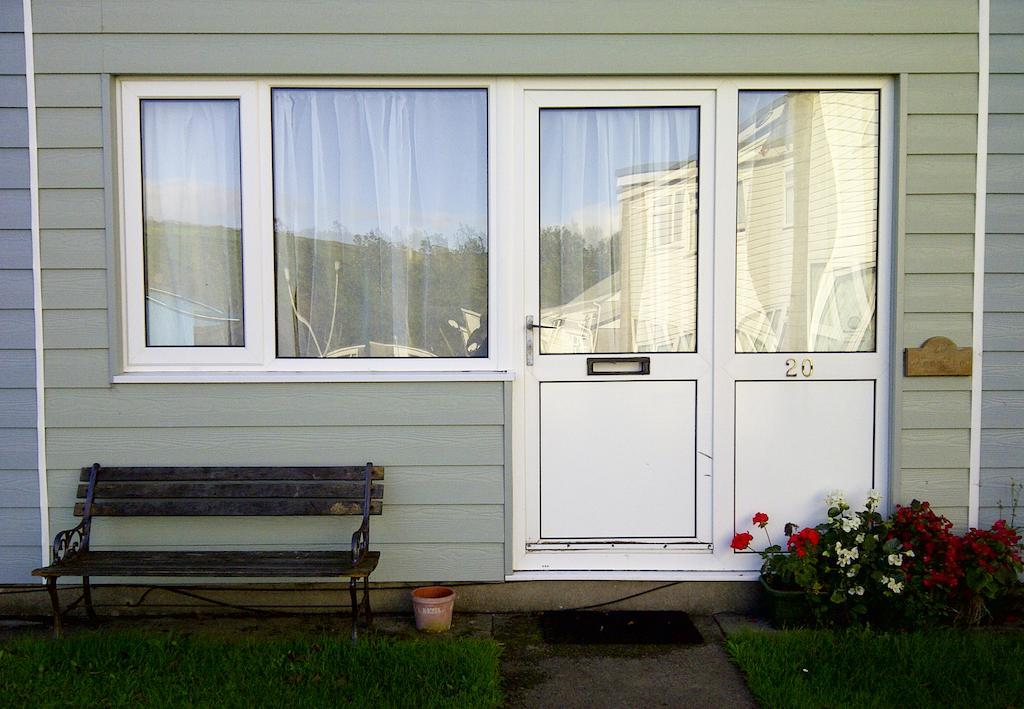 Freshwater Bay Holiday Cottages Pembroke Ruang foto